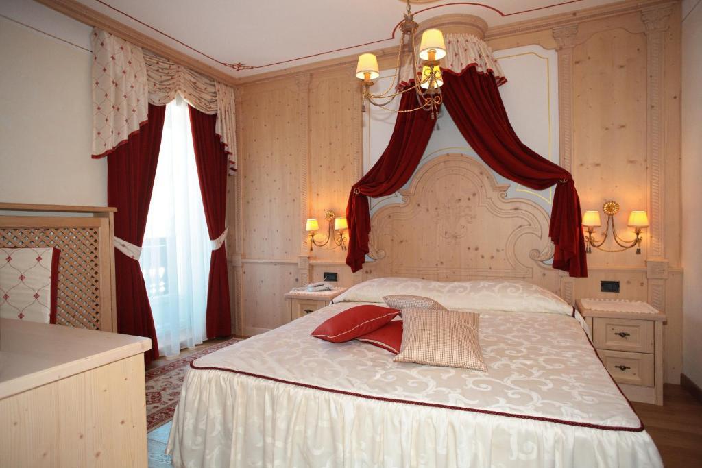 Hotel Colbricon Beauty & Relax San Martino Di Castrozza Quarto foto