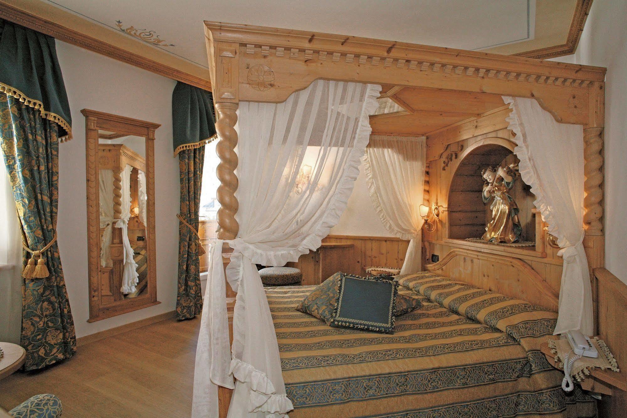Hotel Colbricon Beauty & Relax San Martino Di Castrozza Exterior foto